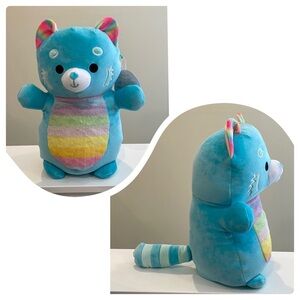 NWT 14” Vanessa the Red Panda with Rainbow Belly HUGMEES Squishmallow